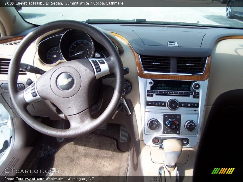 Summit White / Cocoa/Cashmere 2009 Chevrolet Malibu LT Sedan