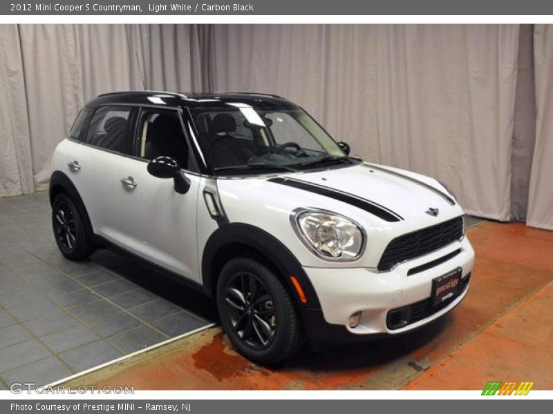 Light White / Carbon Black 2012 Mini Cooper S Countryman