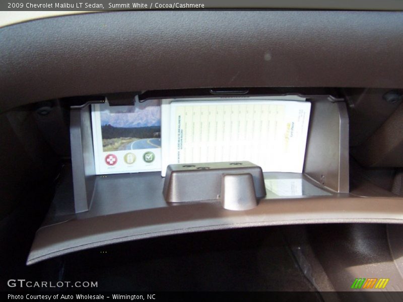 Summit White / Cocoa/Cashmere 2009 Chevrolet Malibu LT Sedan