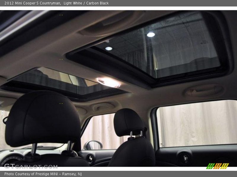 Light White / Carbon Black 2012 Mini Cooper S Countryman