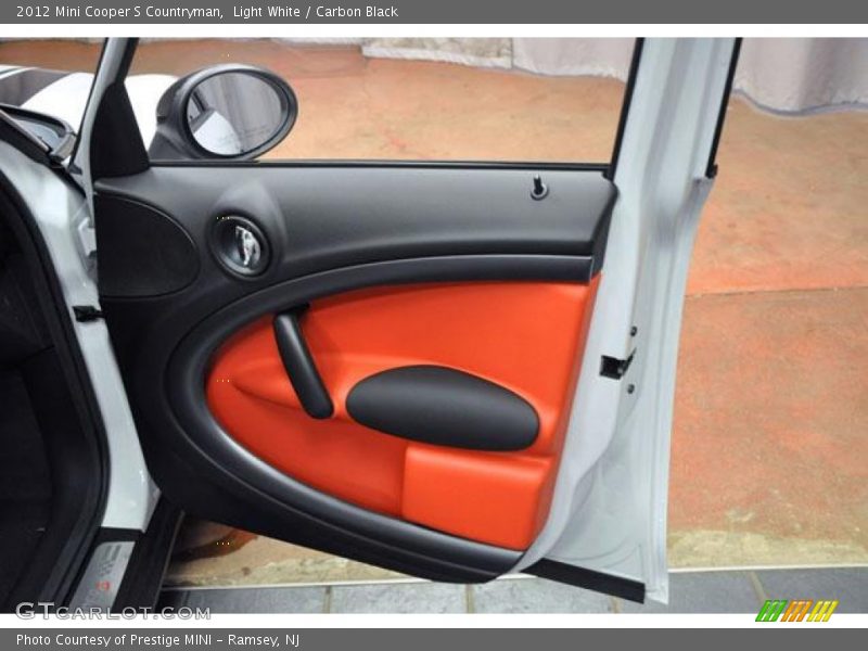 Light White / Carbon Black 2012 Mini Cooper S Countryman