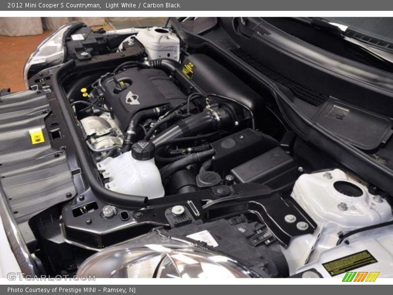 Light White / Carbon Black 2012 Mini Cooper S Countryman