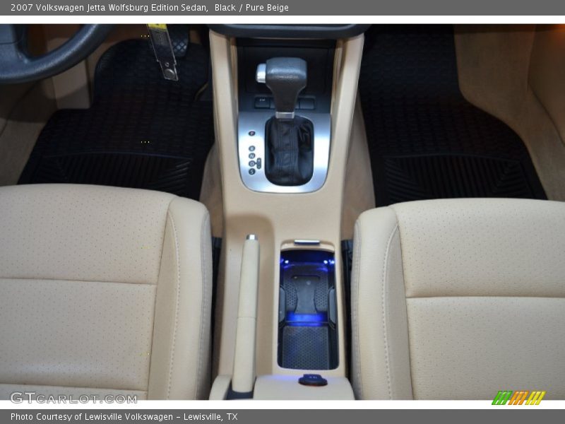 Black / Pure Beige 2007 Volkswagen Jetta Wolfsburg Edition Sedan