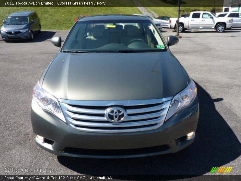 Cypress Green Pearl / Ivory 2011 Toyota Avalon Limited