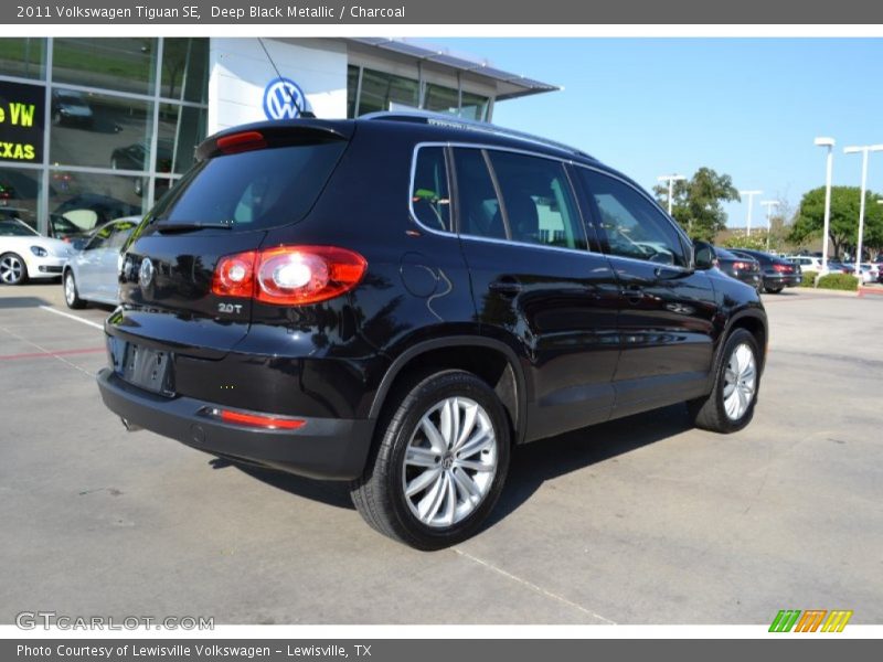 Deep Black Metallic / Charcoal 2011 Volkswagen Tiguan SE