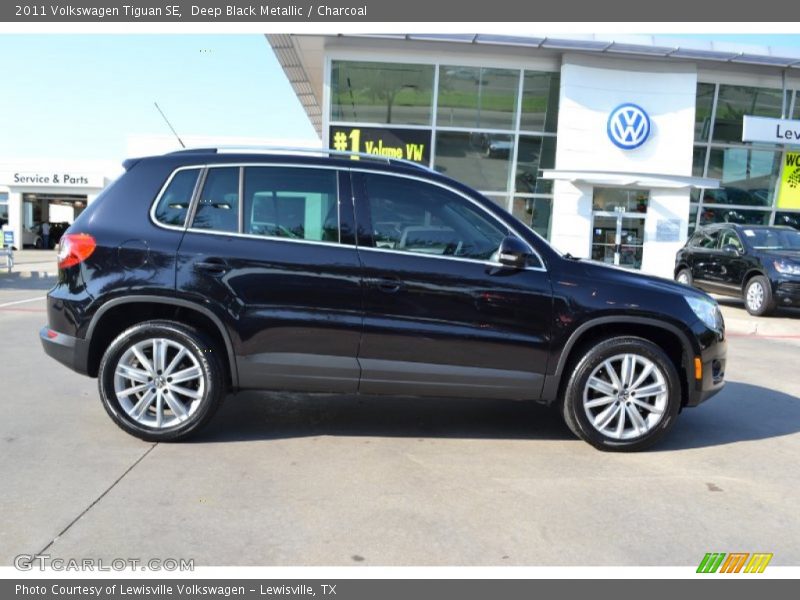 Deep Black Metallic / Charcoal 2011 Volkswagen Tiguan SE