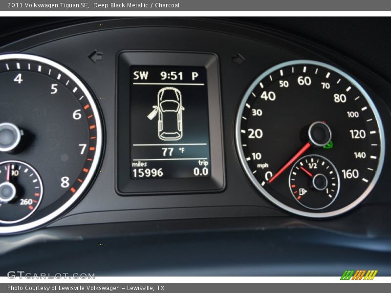 Deep Black Metallic / Charcoal 2011 Volkswagen Tiguan SE