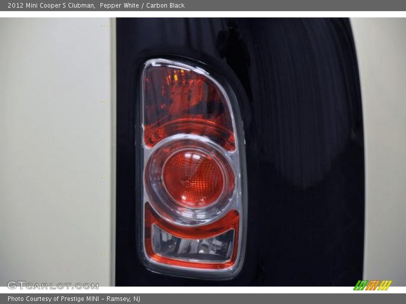 Pepper White / Carbon Black 2012 Mini Cooper S Clubman