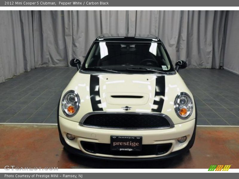 Pepper White / Carbon Black 2012 Mini Cooper S Clubman