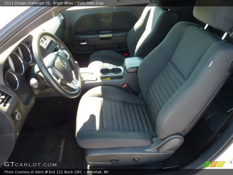 Bright White / Dark Slate Gray 2011 Dodge Challenger SE
