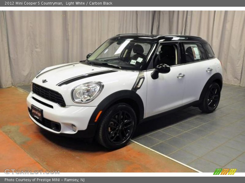 Light White / Carbon Black 2012 Mini Cooper S Countryman