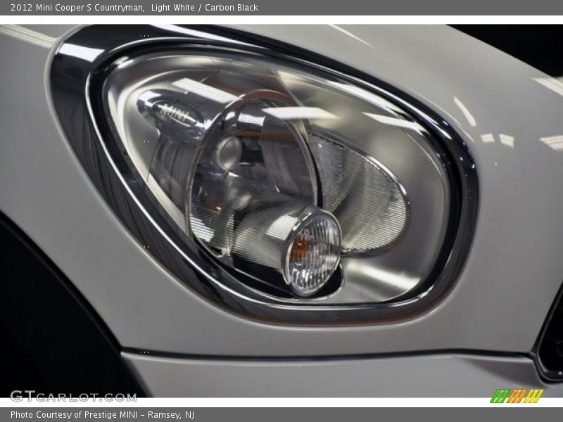 Light White / Carbon Black 2012 Mini Cooper S Countryman