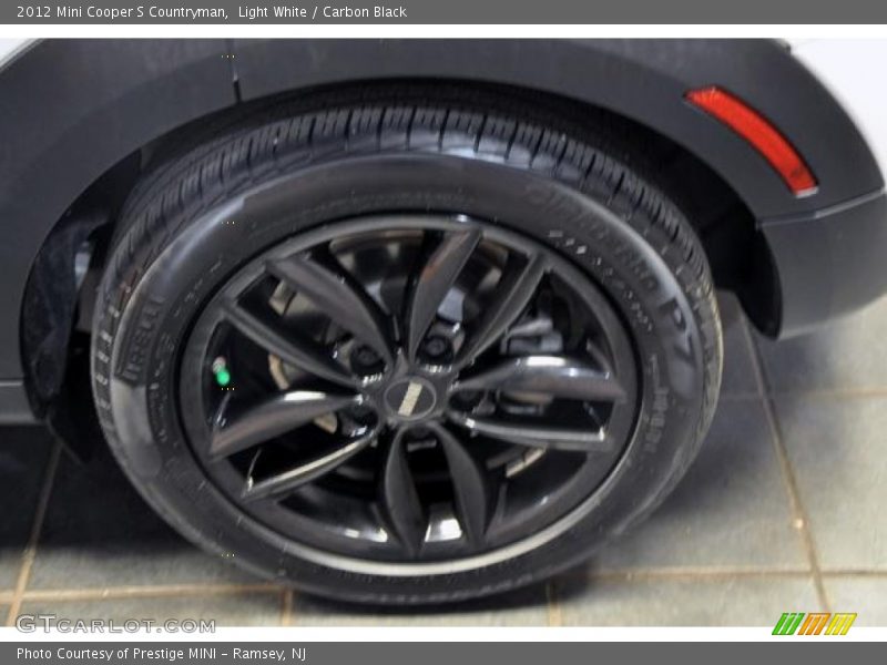 Light White / Carbon Black 2012 Mini Cooper S Countryman