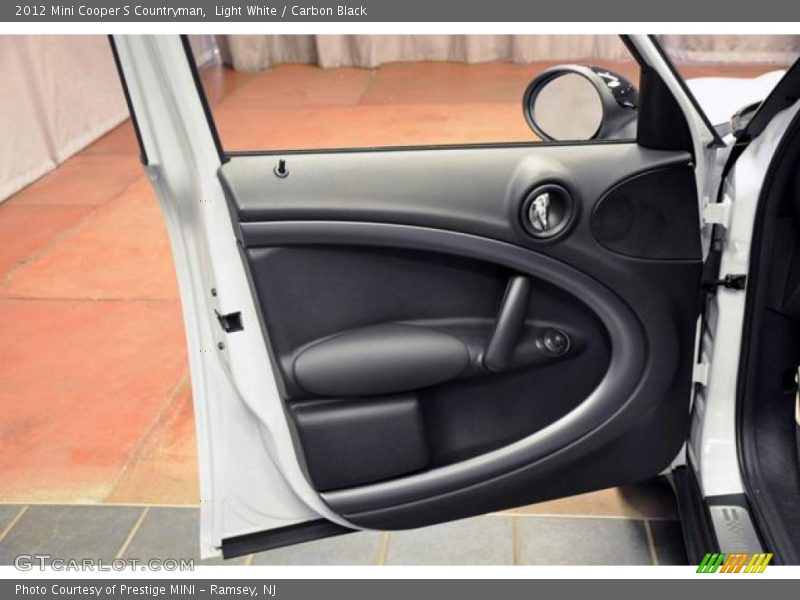 Light White / Carbon Black 2012 Mini Cooper S Countryman