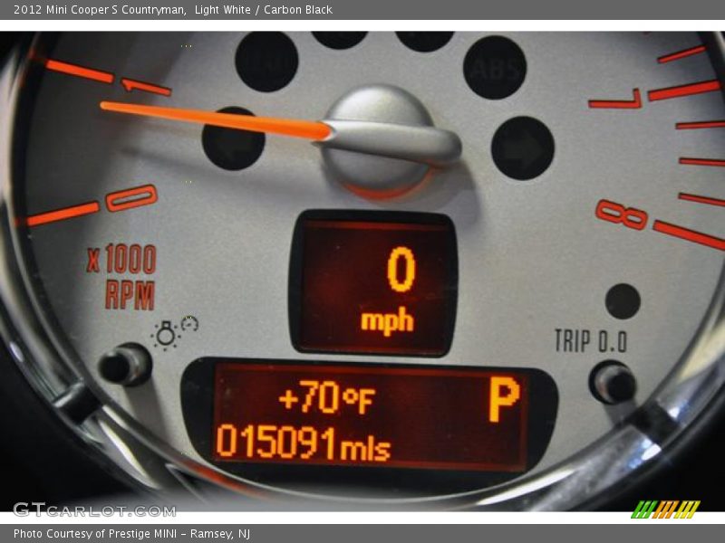 Light White / Carbon Black 2012 Mini Cooper S Countryman