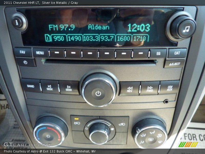 Silver Ice Metallic / Gray 2011 Chevrolet HHR LT