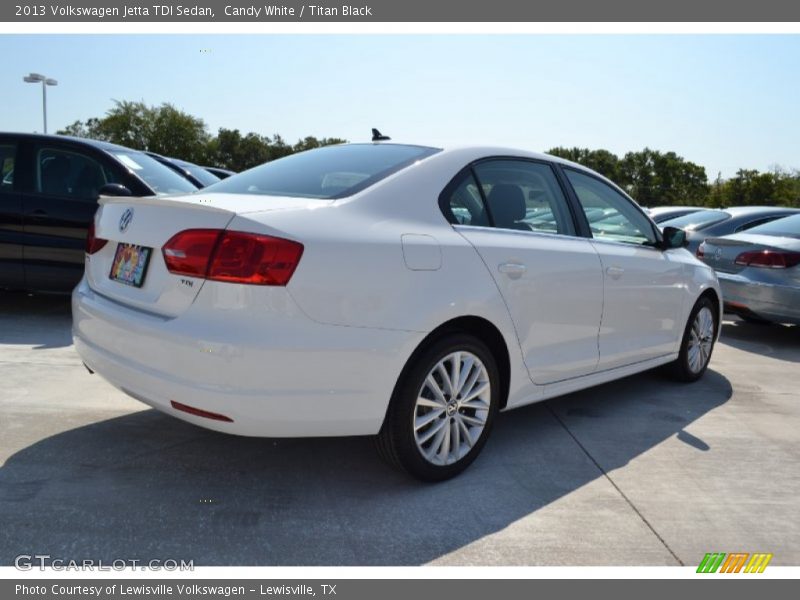 Candy White / Titan Black 2013 Volkswagen Jetta TDI Sedan