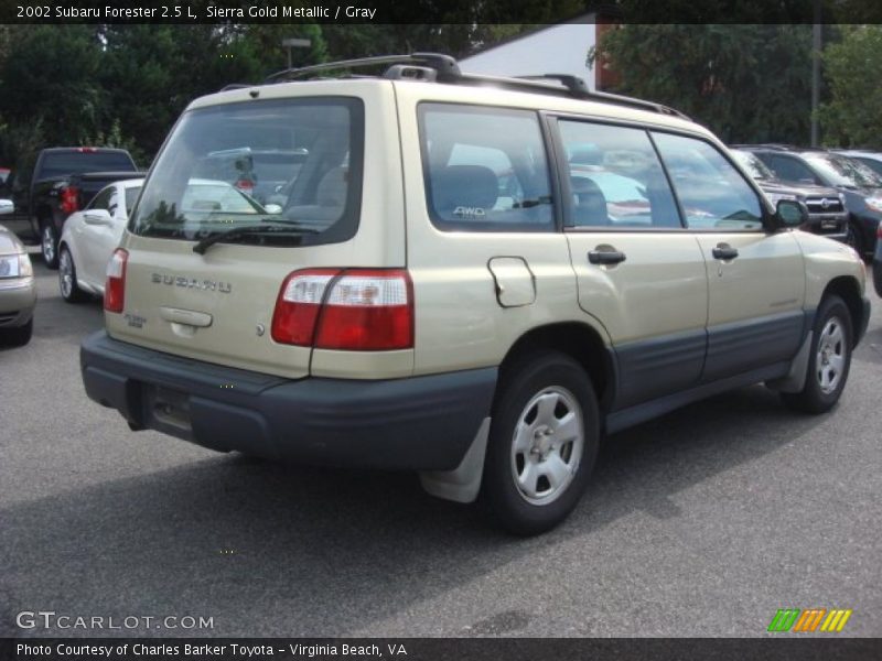 Sierra Gold Metallic / Gray 2002 Subaru Forester 2.5 L