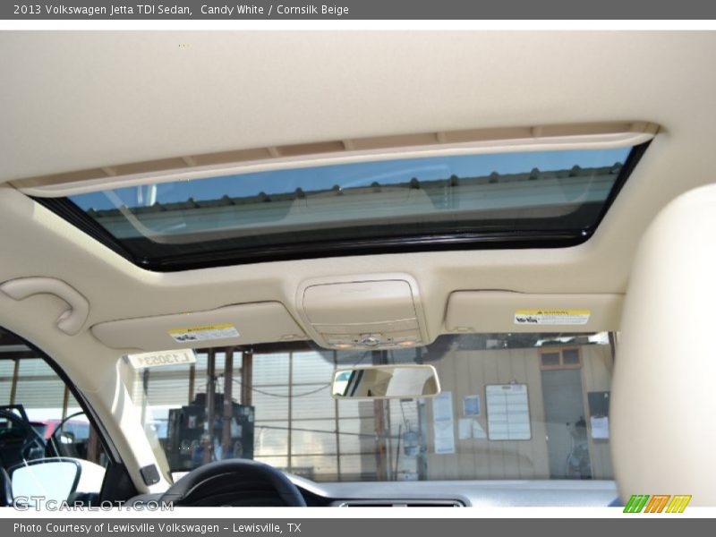 Candy White / Cornsilk Beige 2013 Volkswagen Jetta TDI Sedan