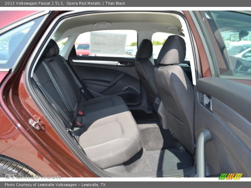 Opera Red Metallic / Titan Black 2013 Volkswagen Passat 2.5L S