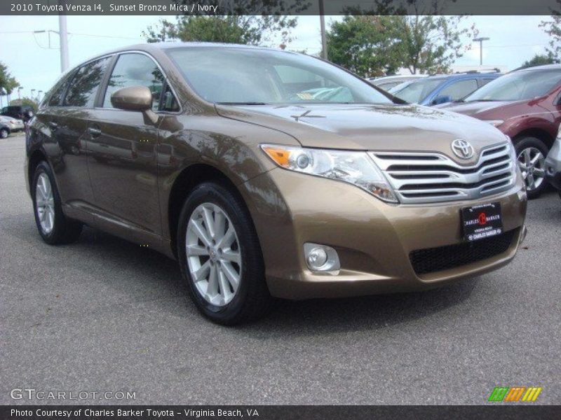 Sunset Bronze Mica / Ivory 2010 Toyota Venza I4