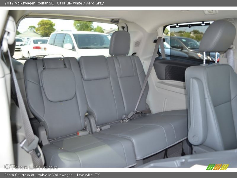 Calla Lily White / Aero Gray 2012 Volkswagen Routan SE