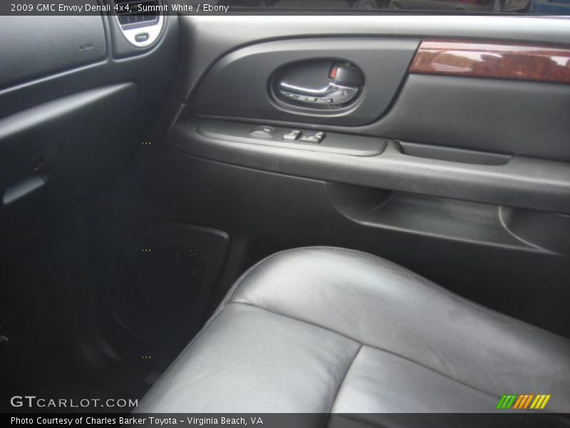 Summit White / Ebony 2009 GMC Envoy Denali 4x4