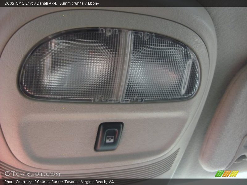 Summit White / Ebony 2009 GMC Envoy Denali 4x4