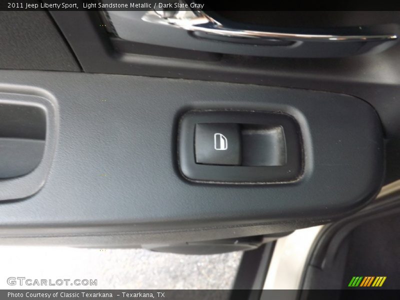 Light Sandstone Metallic / Dark Slate Gray 2011 Jeep Liberty Sport