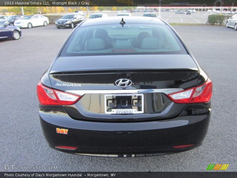 Midnight Black / Gray 2013 Hyundai Sonata GLS