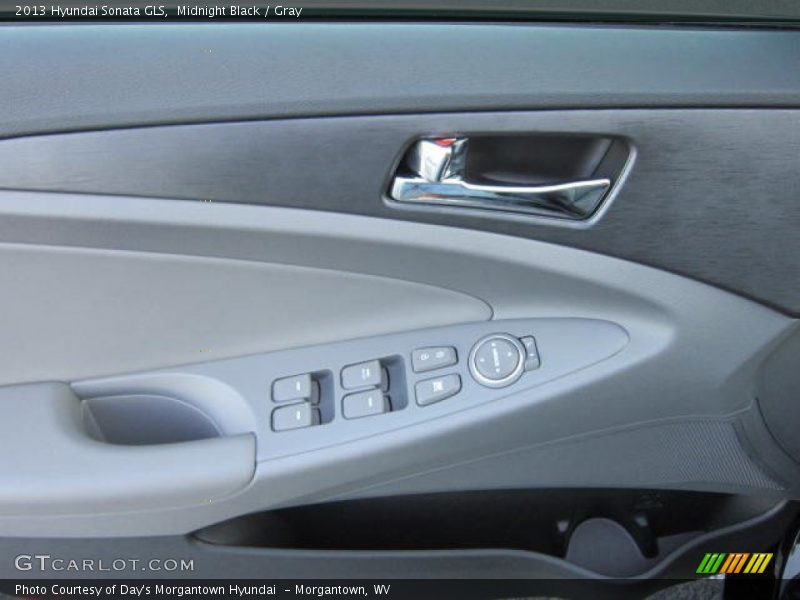 Midnight Black / Gray 2013 Hyundai Sonata GLS