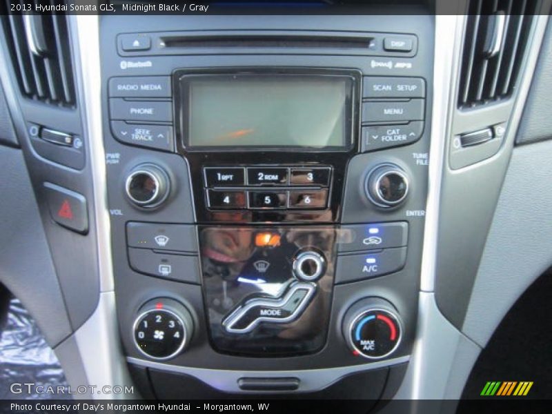 Midnight Black / Gray 2013 Hyundai Sonata GLS