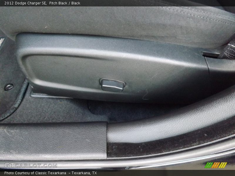 Pitch Black / Black 2012 Dodge Charger SE