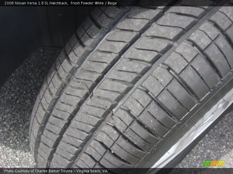 Fresh Powder White / Beige 2008 Nissan Versa 1.8 SL Hatchback