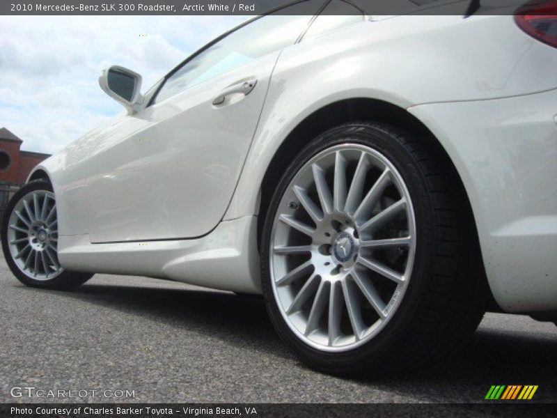 Arctic White / Red 2010 Mercedes-Benz SLK 300 Roadster