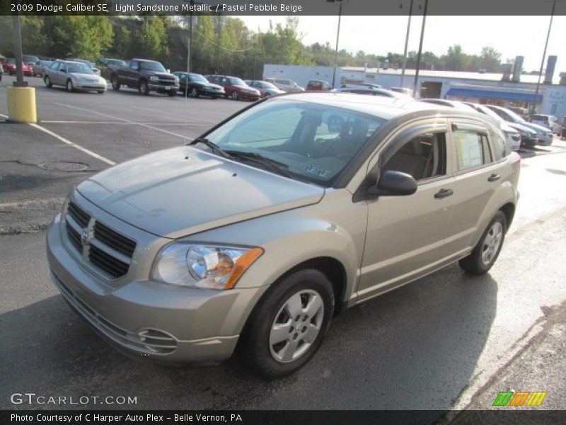 Light Sandstone Metallic / Pastel Pebble Beige 2009 Dodge Caliber SE