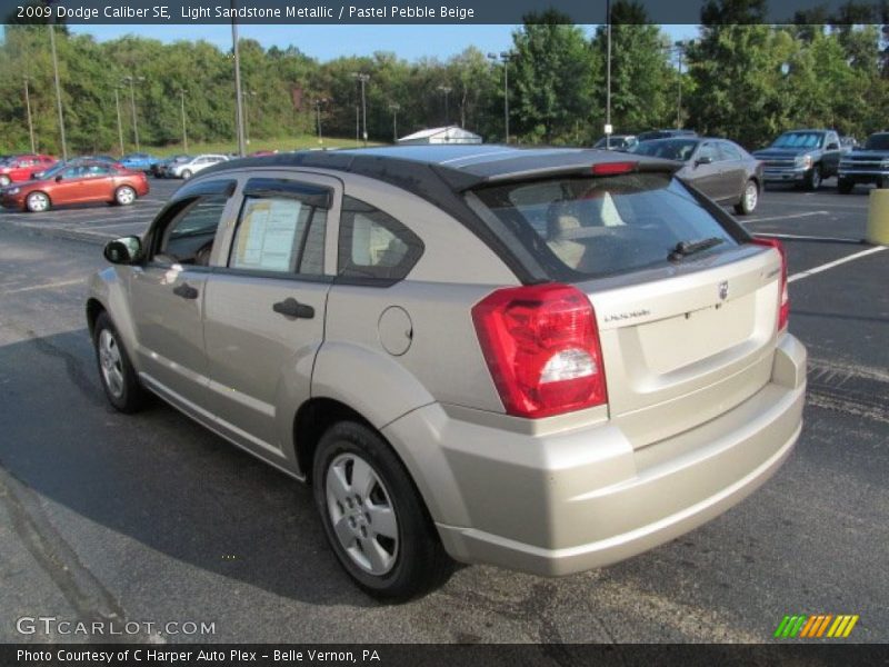 Light Sandstone Metallic / Pastel Pebble Beige 2009 Dodge Caliber SE