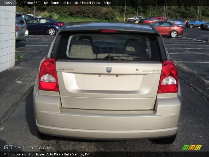 Light Sandstone Metallic / Pastel Pebble Beige 2009 Dodge Caliber SE