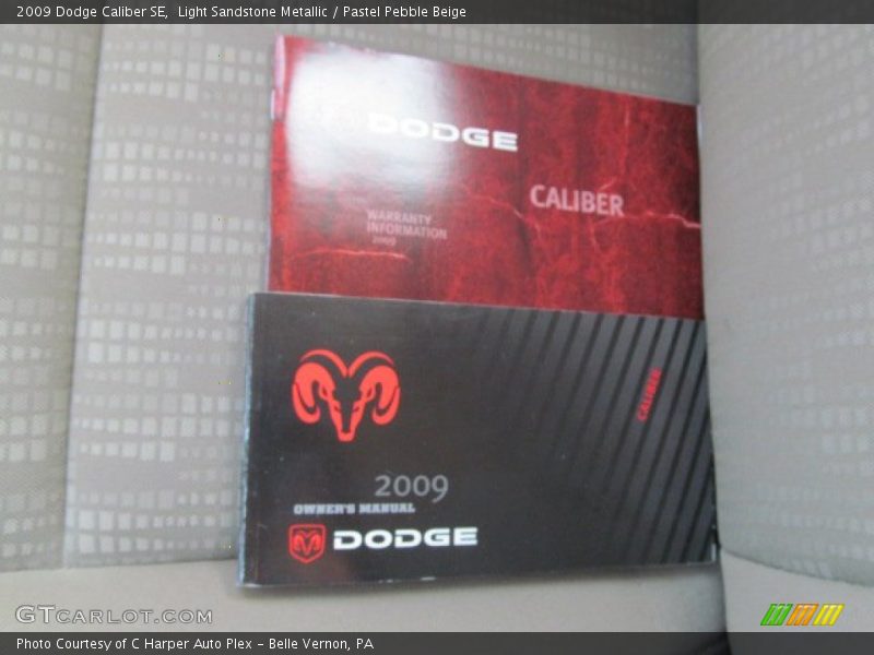 Light Sandstone Metallic / Pastel Pebble Beige 2009 Dodge Caliber SE