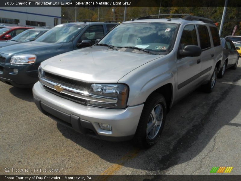 Silverstone Metallic / Light Gray 2005 Chevrolet TrailBlazer EXT LS 4x4