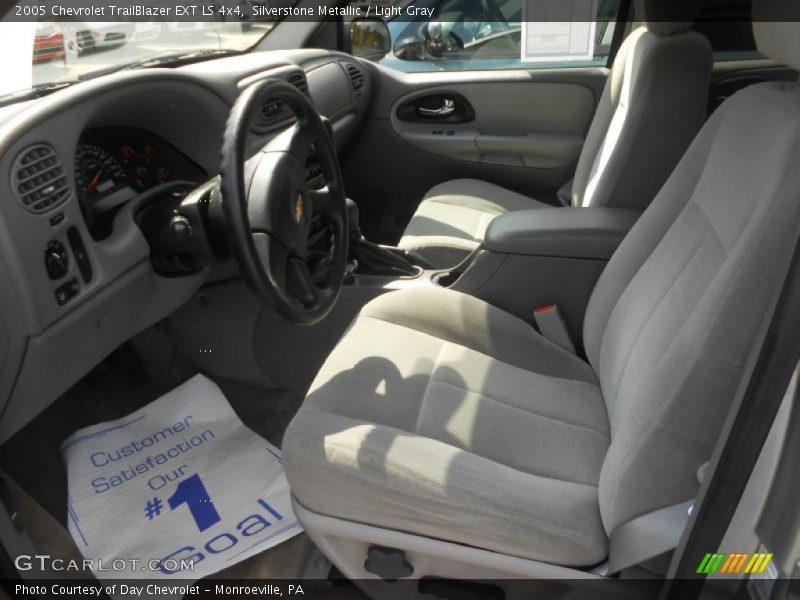 Silverstone Metallic / Light Gray 2005 Chevrolet TrailBlazer EXT LS 4x4