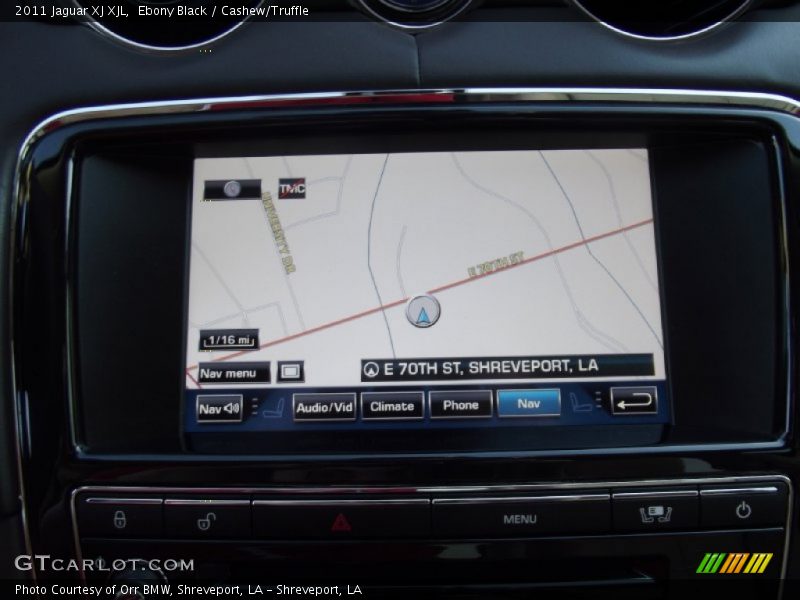 Navigation of 2011 XJ XJL