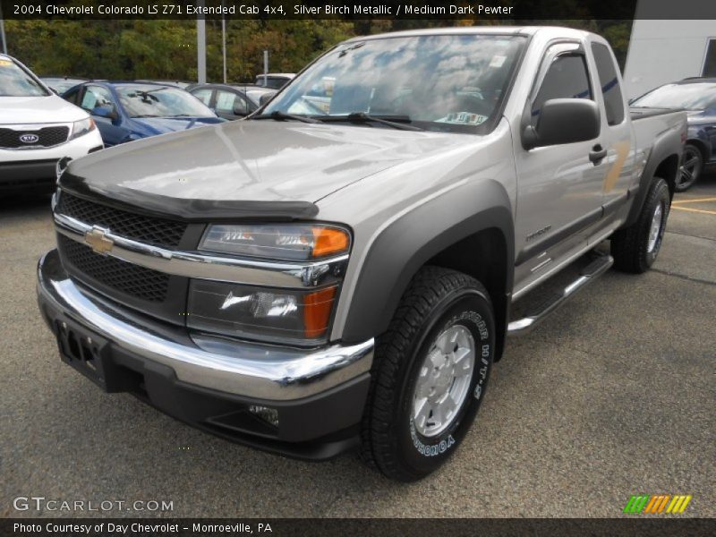 Silver Birch Metallic / Medium Dark Pewter 2004 Chevrolet Colorado LS Z71 Extended Cab 4x4