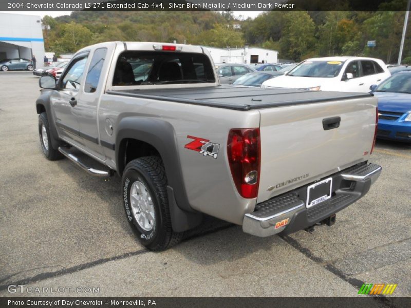Silver Birch Metallic / Medium Dark Pewter 2004 Chevrolet Colorado LS Z71 Extended Cab 4x4