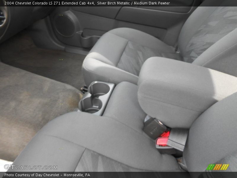 Silver Birch Metallic / Medium Dark Pewter 2004 Chevrolet Colorado LS Z71 Extended Cab 4x4