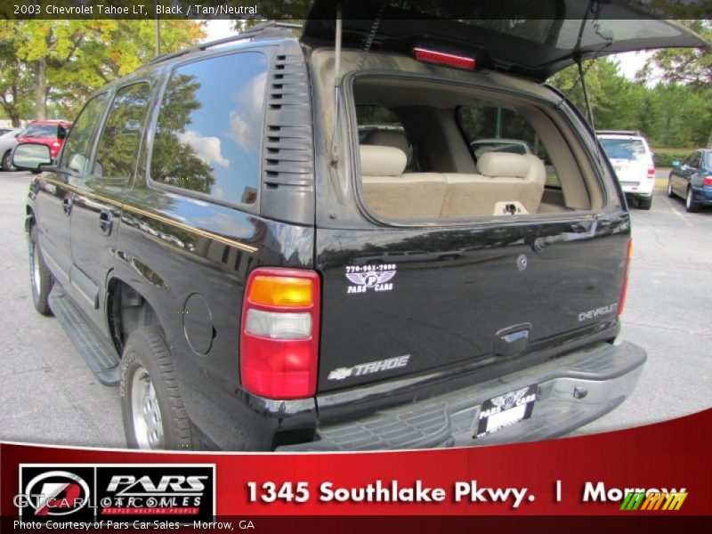 Black / Tan/Neutral 2003 Chevrolet Tahoe LT