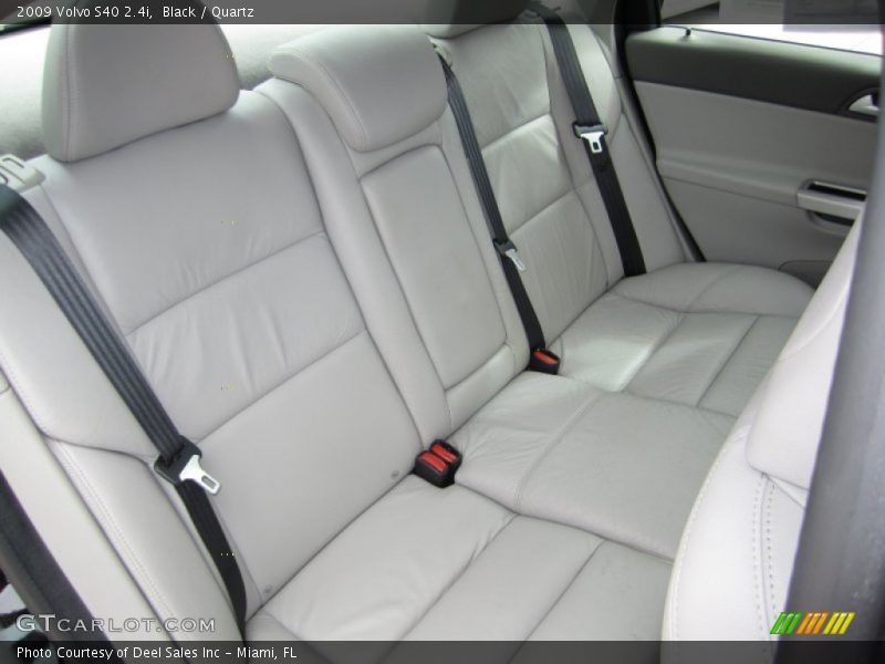 Black / Quartz 2009 Volvo S40 2.4i