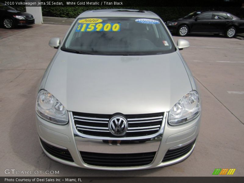 White Gold Metallic / Titan Black 2010 Volkswagen Jetta SE Sedan