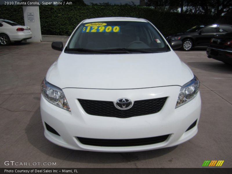 Super White / Ash 2010 Toyota Corolla