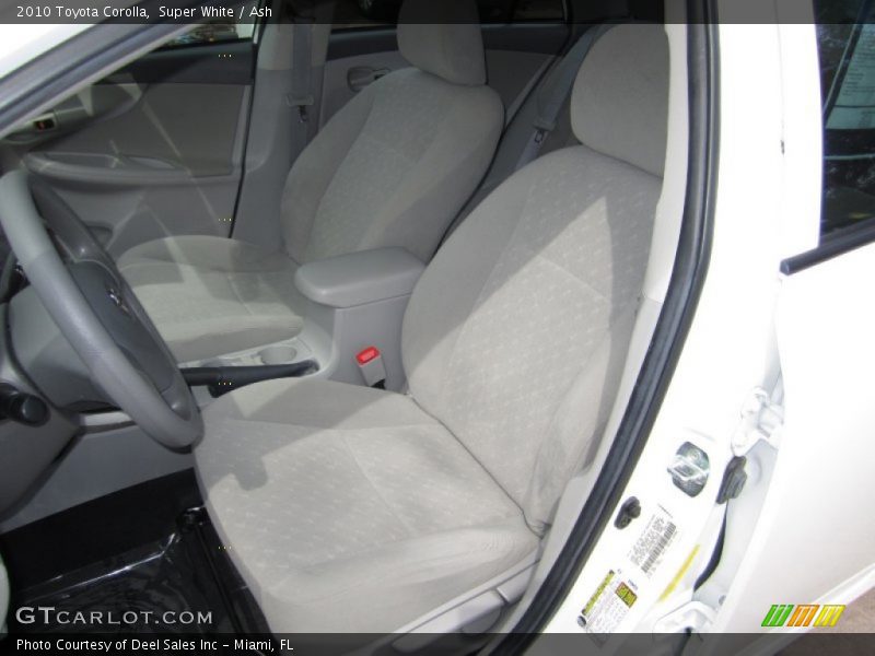 Super White / Ash 2010 Toyota Corolla